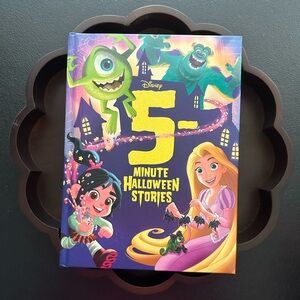 Disney 5-Minute Halloween Stories Book